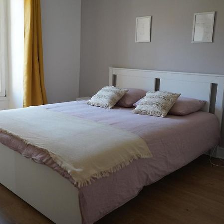 Un Dimanche Chez Julie Chambre Celestine Parthenay Buitenkant foto