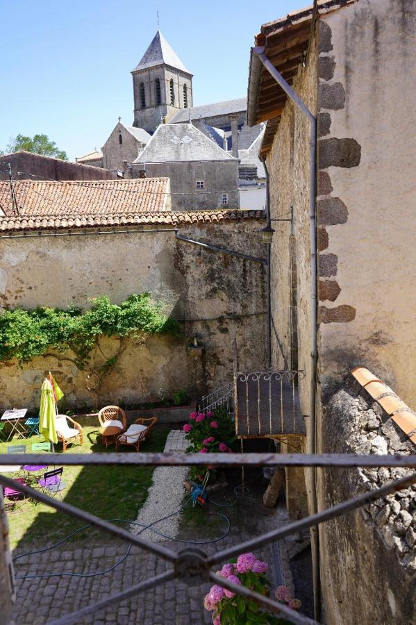 Un Dimanche Chez Julie Chambre Celestine Parthenay Buitenkant foto