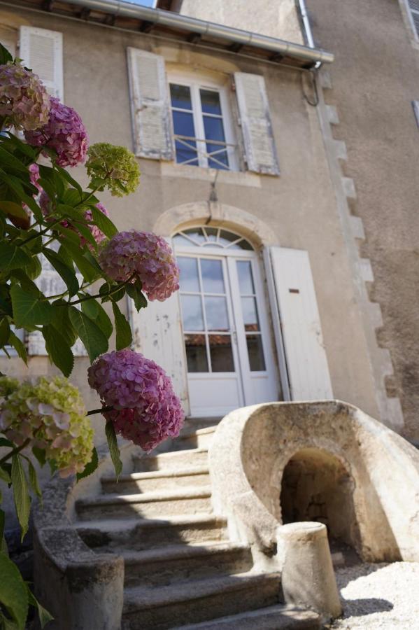 Un Dimanche Chez Julie Chambre Celestine Parthenay Buitenkant foto