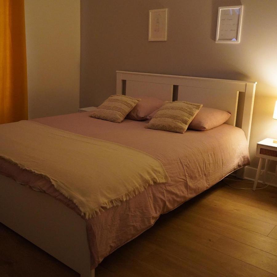 Un Dimanche Chez Julie Chambre Celestine Parthenay Buitenkant foto