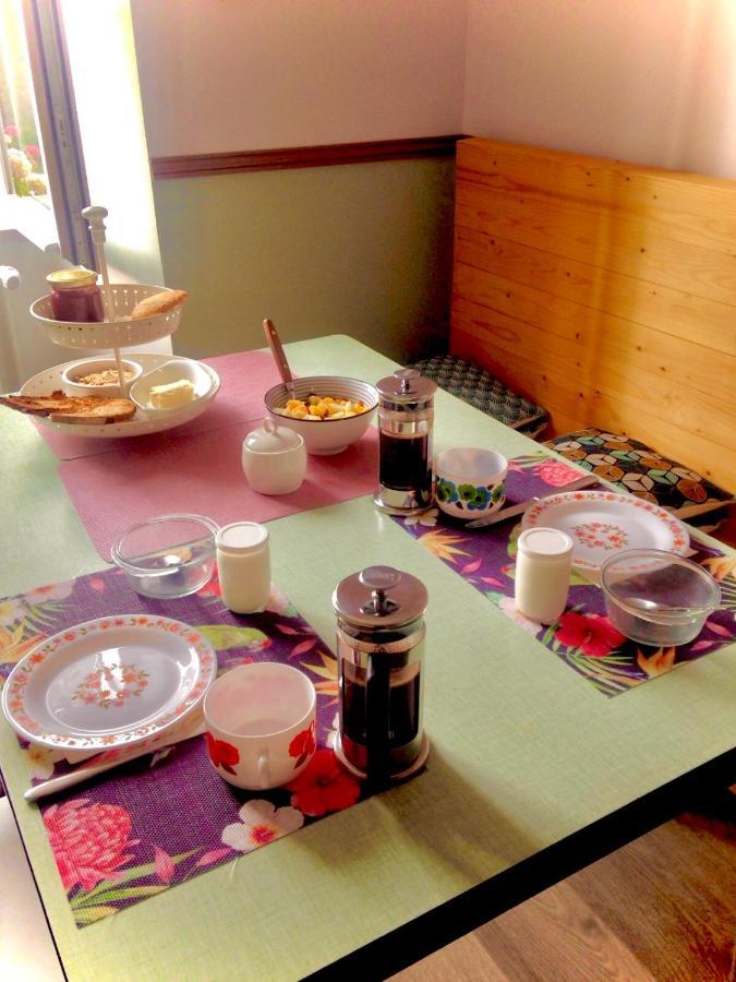 Un Dimanche Chez Julie Chambre Celestine Parthenay Buitenkant foto